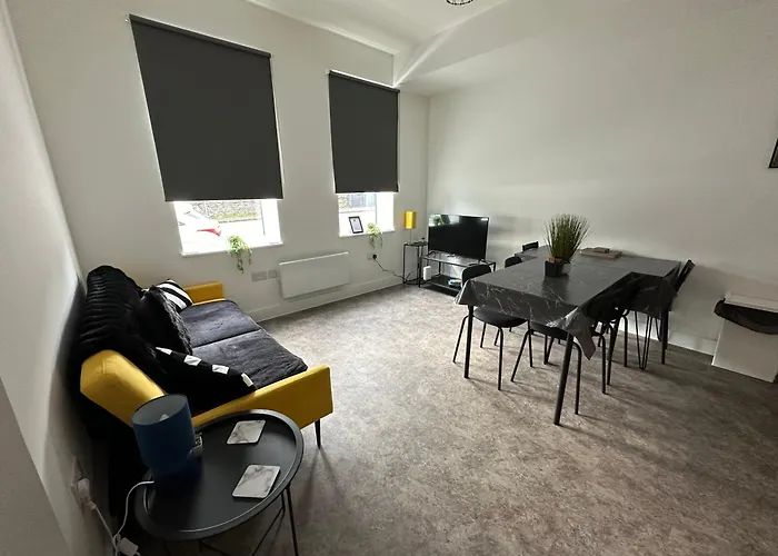 Stylish 3-Bedroom Apartment